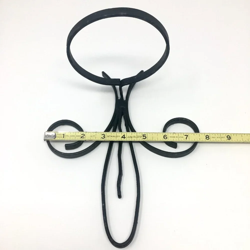 Vintage Black Wrought Iron Fleur De Lis Decorative Wall Mount Flower Pot Holder